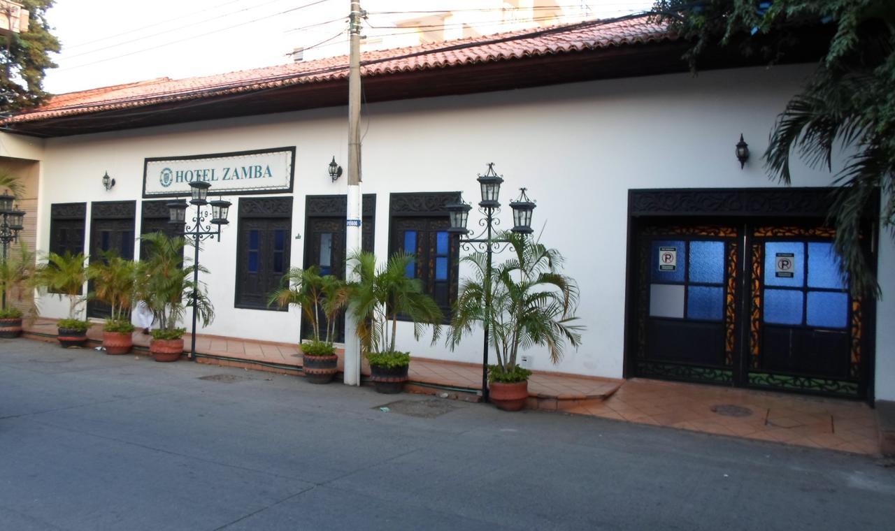 Hotel Zamba Girardot Exteriör bild
